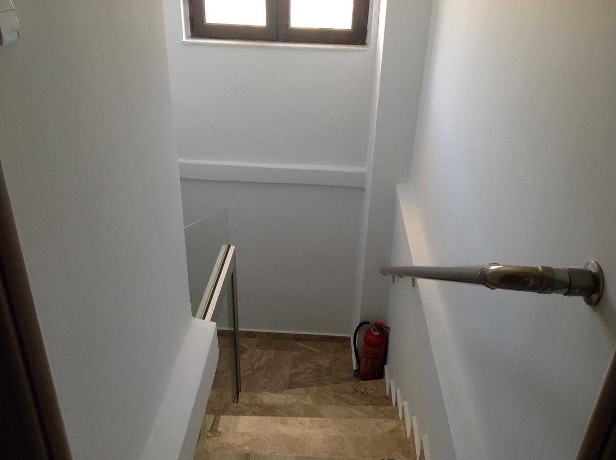 Eva Rooms Makrýgialos Esterno foto